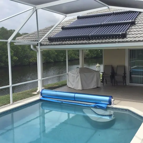 Quiet screened lanai pool with rooftop panels